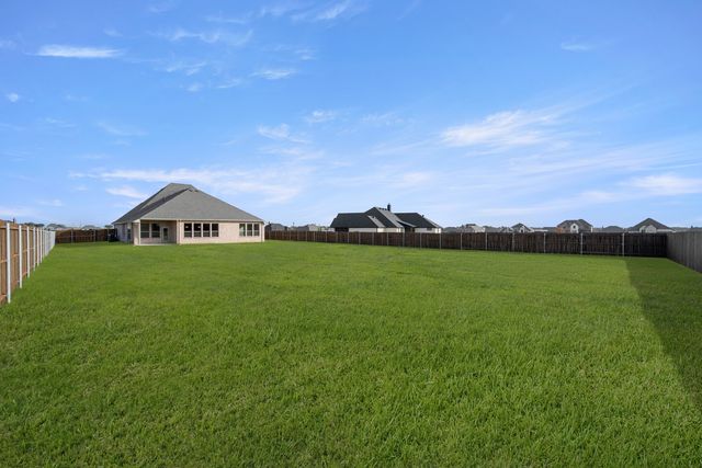 105 Grey Wolf Court, Godley, TX 76044