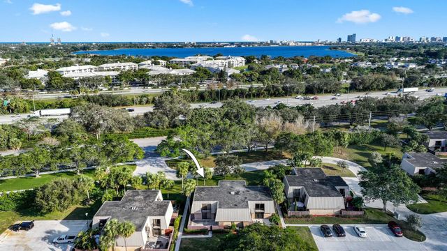 5110 51st Way, West Palm Beach, FL 33409