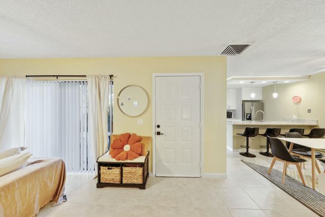 5110 51st Way, West Palm Beach, FL 33409