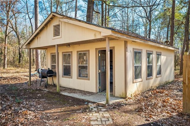 122 OLD BEAUBOUEF Road, Deville, LA 71328