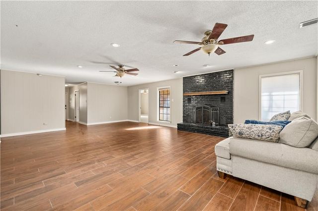 122 OLD BEAUBOUEF Road, Deville, LA 71328