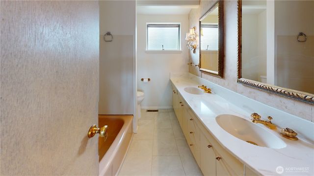 16020 7th Avenue SW, Burien, WA 98166
