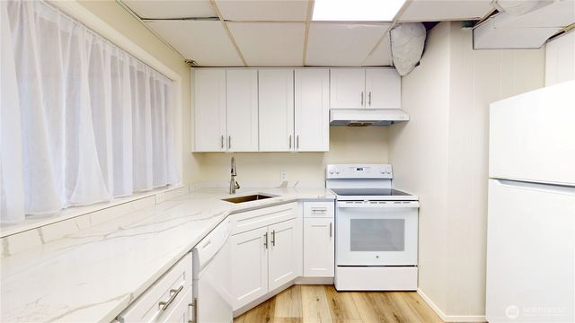 16020 7th Avenue SW, Burien, WA 98166