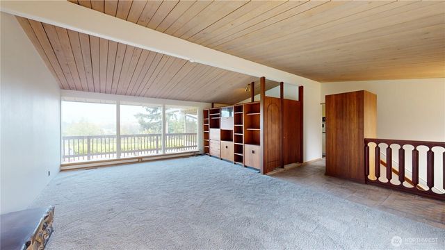 16020 7th Avenue SW, Burien, WA 98166