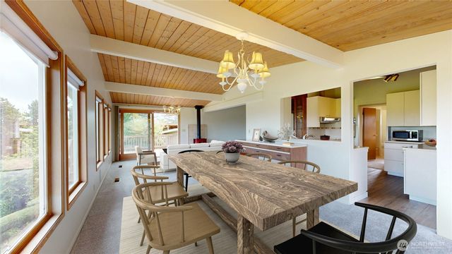 16020 7th Avenue SW, Burien, WA 98166