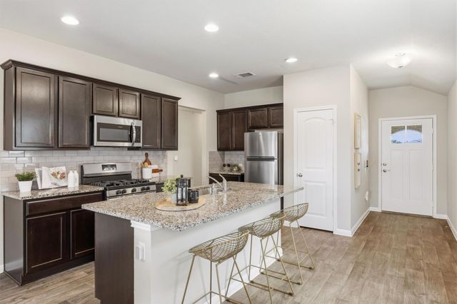 201 Yoakum ST, Leander, TX 78641