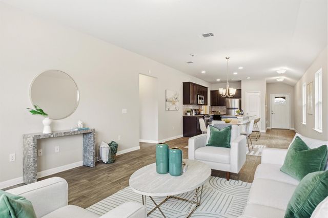201 Yoakum ST, Leander, TX 78641