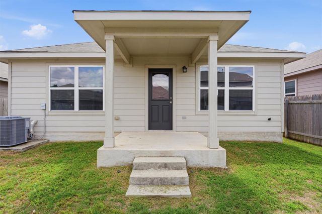 201 Yoakum ST, Leander, TX 78641