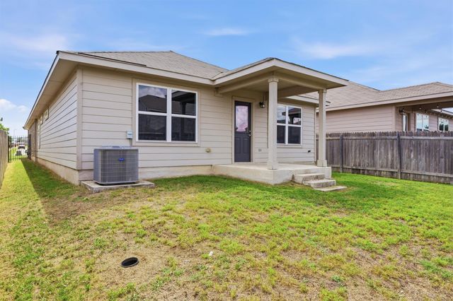 201 Yoakum ST, Leander, TX 78641