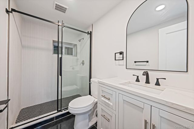 41 Nancy Place, Massapequa, NY 11758