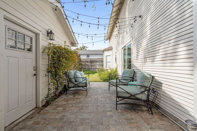 4621 Lafayette Avenue, Fort Worth, TX 76107