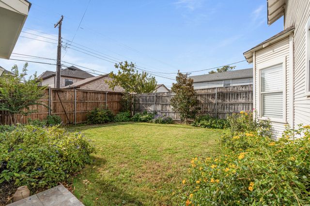 4621 Lafayette Avenue, Fort Worth, TX 76107