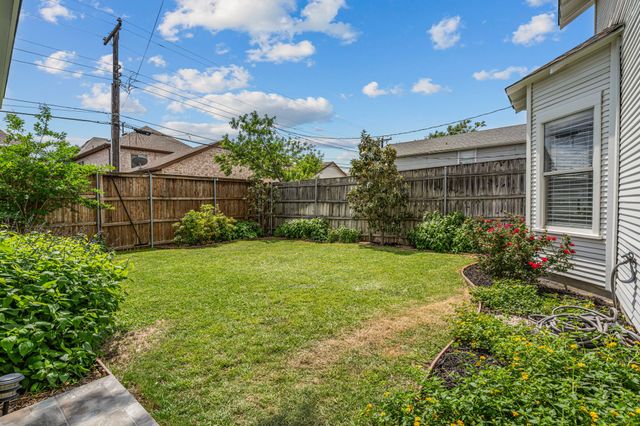 4621 Lafayette Avenue, Fort Worth, TX 76107