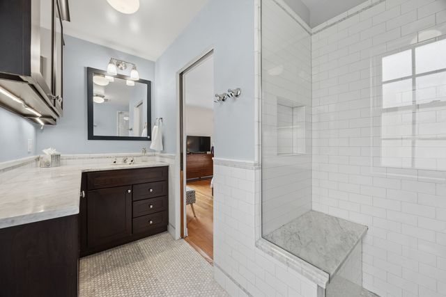 1104 Greenfield Street, Oak Park, IL 60302