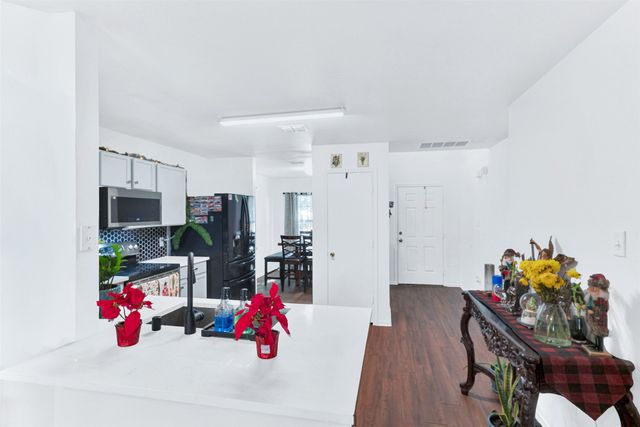 5722 Firethorn Drive, Dallas, TX 75249