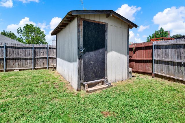 5722 Firethorn Drive, Dallas, TX 75249