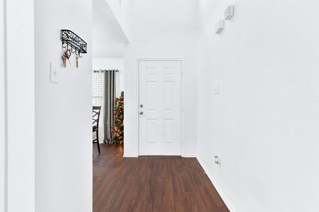 5722 Firethorn Drive, Dallas, TX 75249