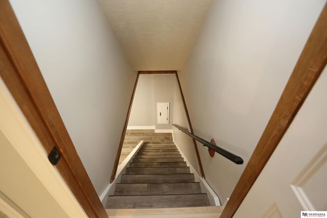 808 taylor Street, Papillion, NE 68046