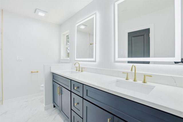 1722 Cherry Bend Drive, Houston, TX 77077