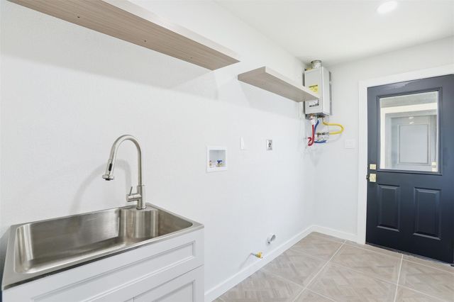 1722 Cherry Bend Drive, Houston, TX 77077