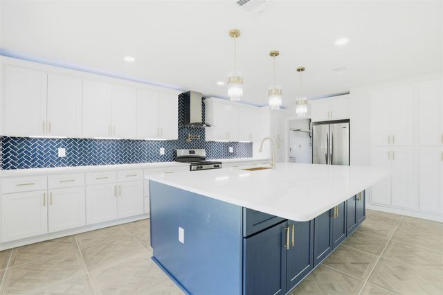 1722 Cherry Bend Drive, Houston, TX 77077