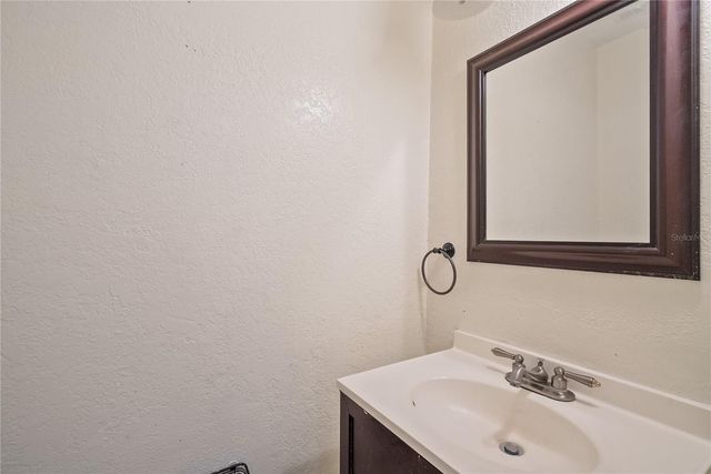 5175 LA MANCHA COURT 31, Orlando, FL 32822