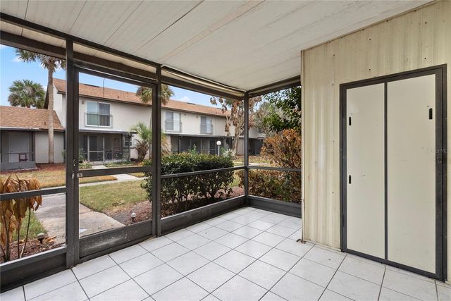 5175 LA MANCHA COURT 31, Orlando, FL 32822