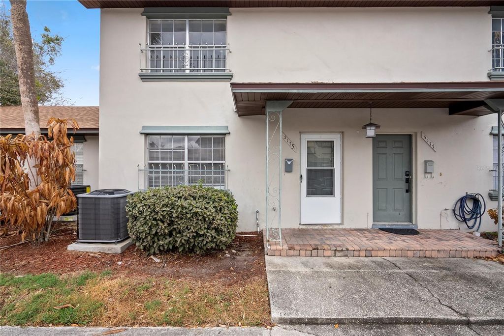 5175 LA MANCHA COURT 31, Orlando, FL 32822