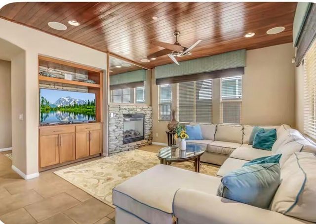 43157 Armonia Court, Indio, CA 92203