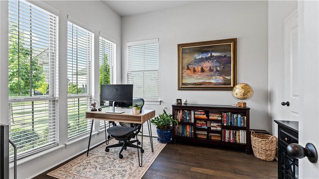 3864 W Violet Street, Fayetteville, AR 72704