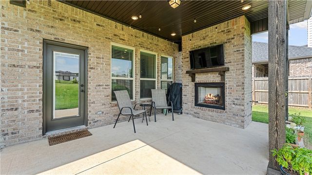 3864 W Violet Street, Fayetteville, AR 72704