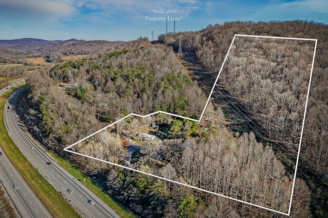 2184 Hyder Mountain Rd, Cookeville, TN 38506