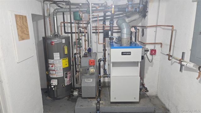 540 E State Street, Long Beach, NY 11561