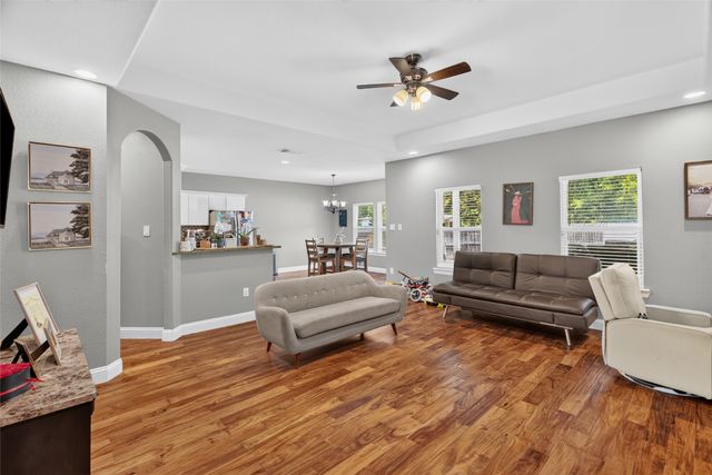 601 E Jefferson Street, Waxahachie, TX 75165