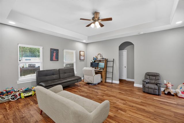 601 E Jefferson Street, Waxahachie, TX 75165