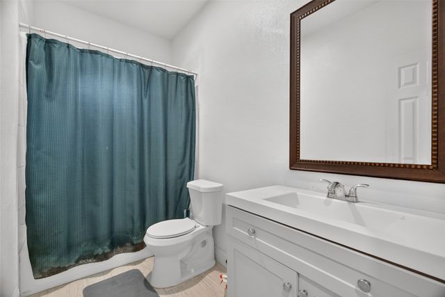 601 E Jefferson Street, Waxahachie, TX 75165