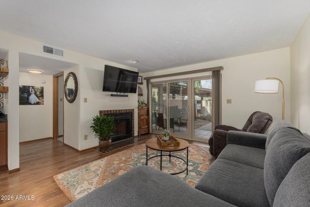 5998 N 78TH Street 100, Scottsdale, AZ 85250