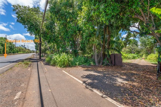 66-195 Kaamooloa Road B, Waialua, HI 96791