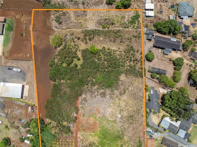 66-195 Kaamooloa Road B, Waialua, HI 96791