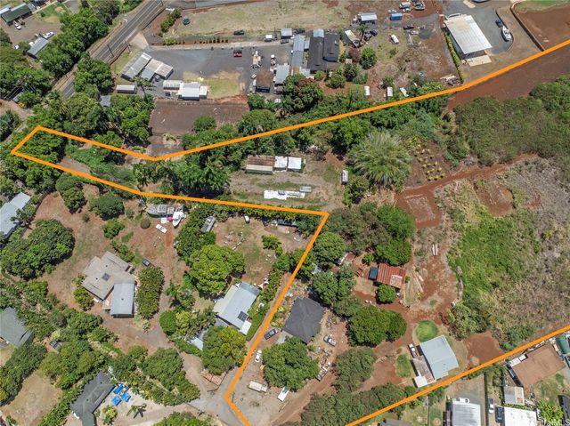 66-195 Kaamooloa Road B, Waialua, HI 96791