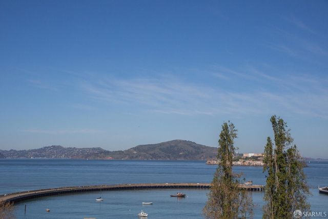 1050 North Point Street 405, San Francisco, CA 94109