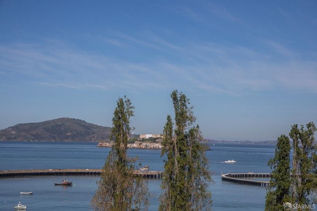 1050 North Point Street 405, San Francisco, CA 94109