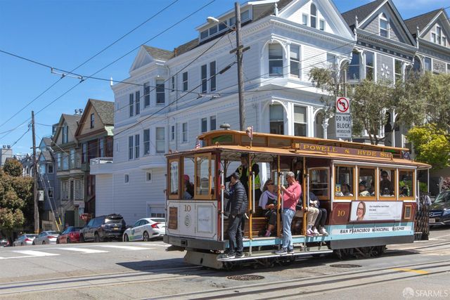 1050 North Point Street 405, San Francisco, CA 94109