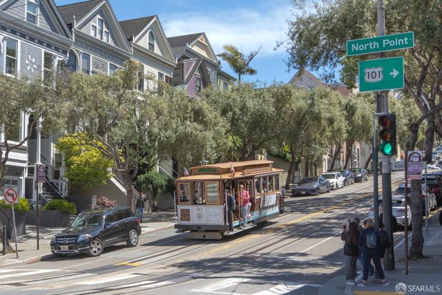 1050 North Point Street 405, San Francisco, CA 94109