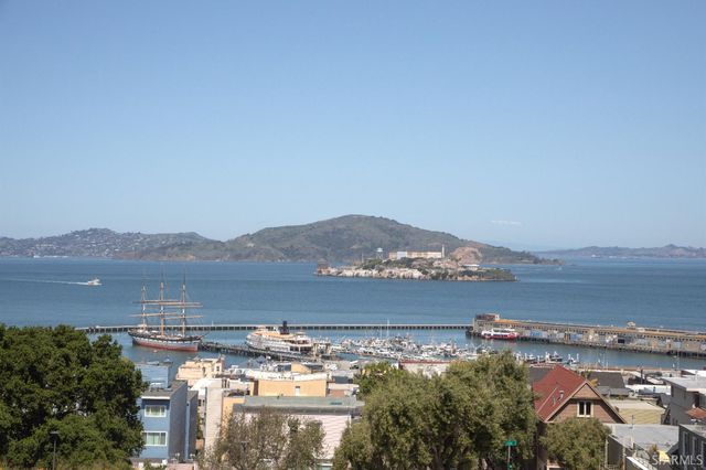 1050 North Point Street 405, San Francisco, CA 94109