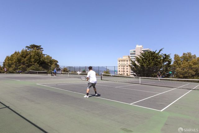 1050 North Point Street 405, San Francisco, CA 94109