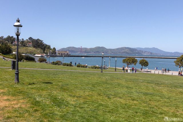 1050 North Point Street 405, San Francisco, CA 94109