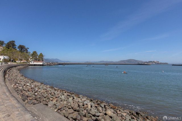 1050 North Point Street 405, San Francisco, CA 94109