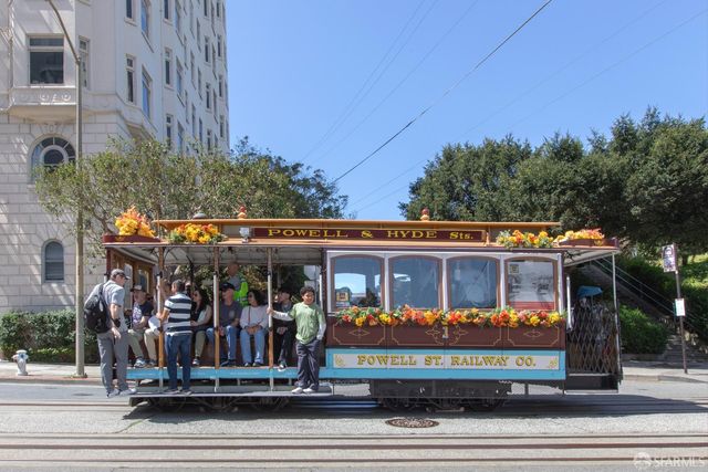 1050 North Point Street 405, San Francisco, CA 94109