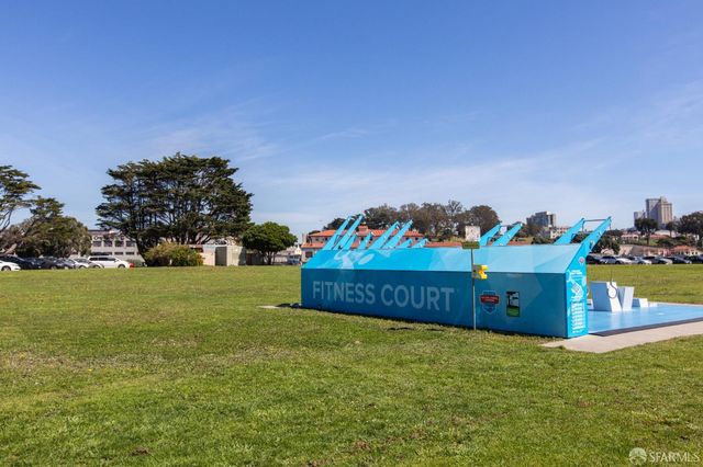 1050 North Point Street 405, San Francisco, CA 94109